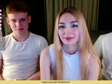 couple Live Cam Sex with lovelypeachs