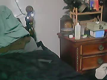 couple Live Cam Sex with blueeyedcuties