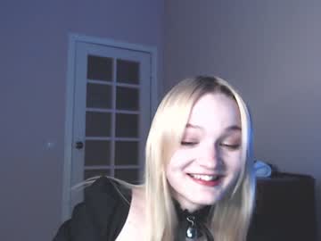 girl Live Cam Sex with sarah_cullen