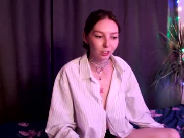 girl Live Cam Sex with pyramid_song