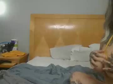 couple Live Cam Sex with rozyrecklezz