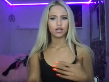 girl Live Cam Sex with maddysummers