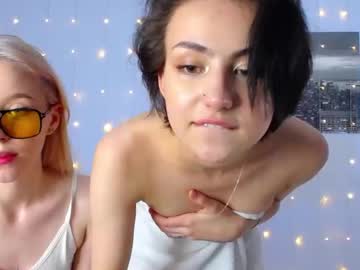 couple Live Cam Sex with kayla_bennet