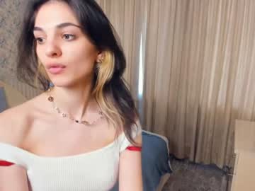 girl Live Cam Sex with gladyswow