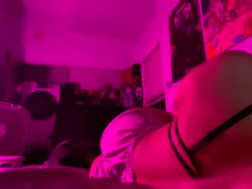 girl Live Cam Sex with xoxonixxx