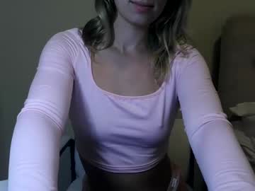 girl Live Cam Sex with sweetsawyer