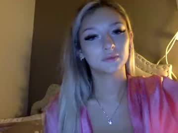 girl Live Cam Sex with katlatte