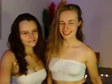 couple Live Cam Sex with sunshine_souls