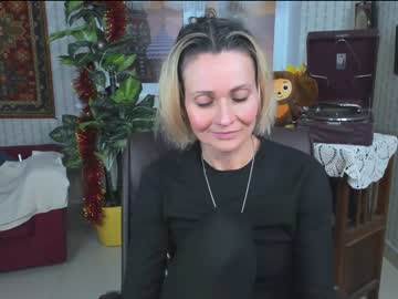 girl Live Cam Sex with lilithlevite