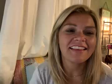 girl Live Cam Sex with bayybaee21