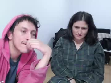 couple Live Cam Sex with lolapelos