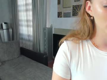 girl Live Cam Sex with darybonney