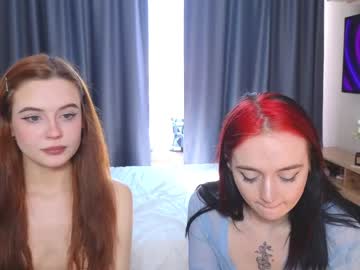 couple Live Cam Sex with fire_fairies