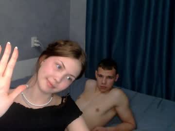 couple Live Cam Sex with luckysex_