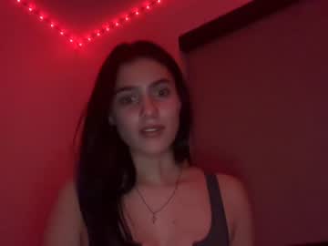 girl Live Cam Sex with leahsoren