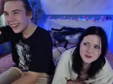 couple Live Cam Sex with netflix_and_chilll