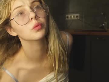 girl Live Cam Sex with ellizabetta