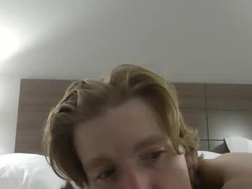 couple Live Cam Sex with hypn0tiz3d