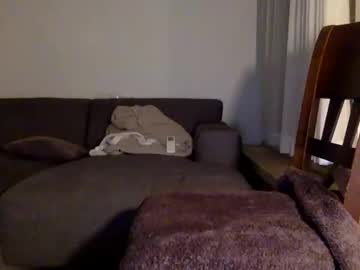 couple Live Cam Sex with divinexduo