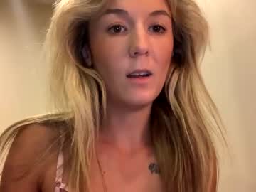 girl Live Cam Sex with lexisrae