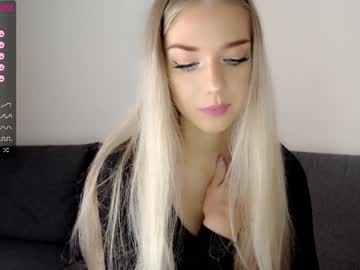 girl Live Cam Sex with pervyblonde