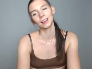 girl Live Cam Sex with heidihotte