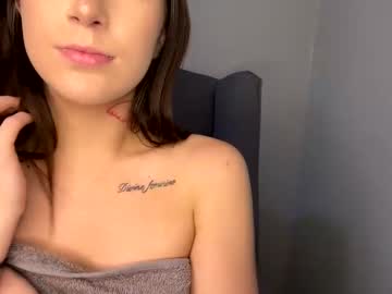 girl Live Cam Sex with alyssaortega