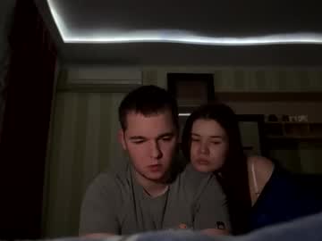 couple Live Cam Sex with sexyouple