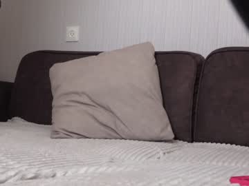couple Live Cam Sex with candyrocket