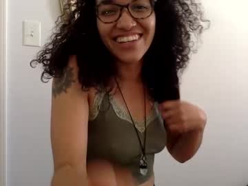 girl Live Cam Sex with honeyglo