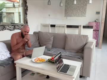 couple Live Cam Sex with markiza_karabasa