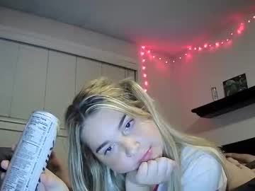 couple Live Cam Sex with kikiwett