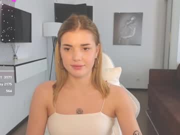 girl Live Cam Sex with adrianawow1