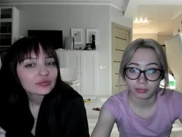 couple Live Cam Sex with pinkdoll1