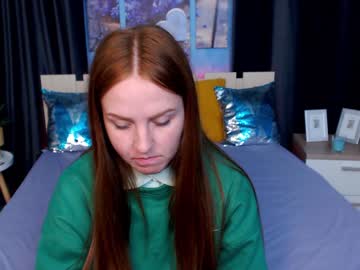 girl Live Cam Sex with evarey_