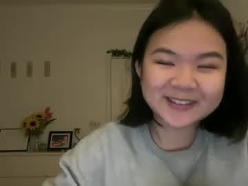 girl Live Cam Sex with flowerlvr