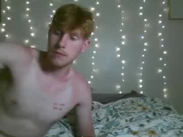 couple Live Cam Sex with zekeee420