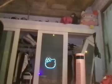 girl Live Cam Sex with roxilovex