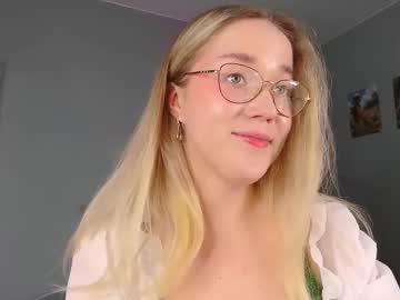 girl Live Cam Sex with aluntick