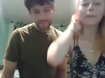 couple Live Cam Sex with chupapixchumami