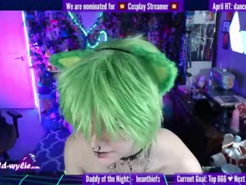 girl Live Cam Sex with wildwylie