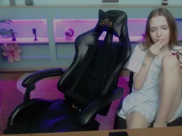 girl Live Cam Sex with c_a_cupid