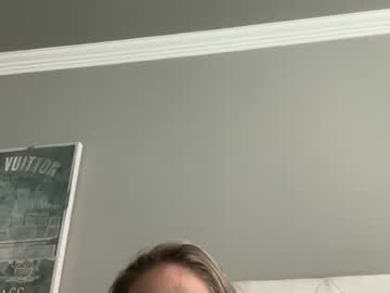girl Live Cam Sex with ontheloc