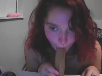 girl Live Cam Sex with pilloh_princess