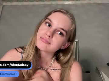 girl Live Cam Sex with oklizzy