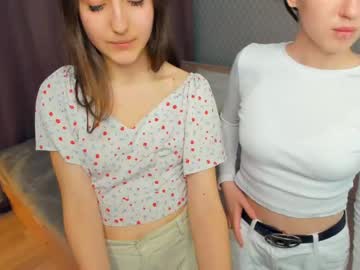 couple Live Cam Sex with jodyclowes