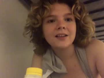 girl Live Cam Sex with islalynn