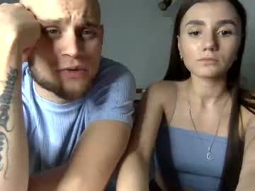 couple Live Cam Sex with angelina_sunshine