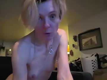 couple Live Cam Sex with mightydeer_petitenymph