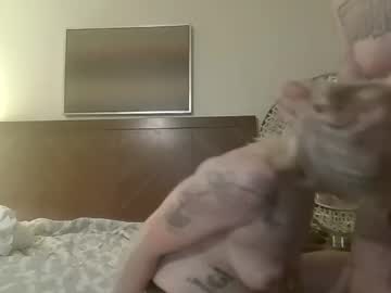 couple Live Cam Sex with uraddicktid2rcum
